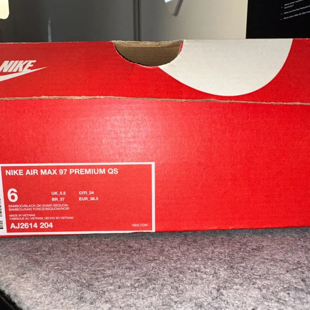 PREOWNED Nike Air Max 97 Premium QS Country Camo Germany US Size 6 AJ2614 204 - Picture 3 of 10
